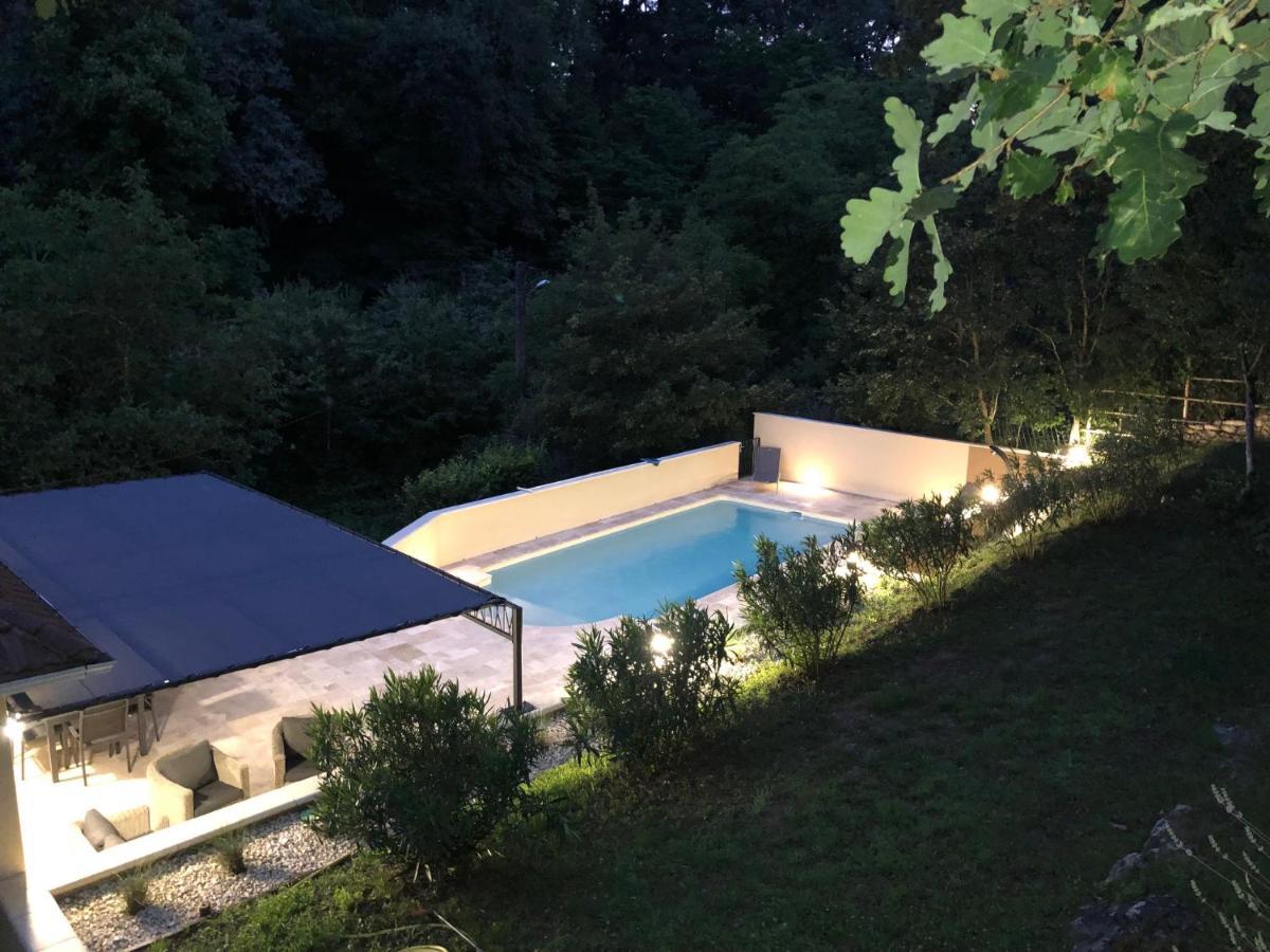 Maison Avec Piscine Privee Et Chauffee En Perigord Noir Montignac-Lascaux Buitenkant foto